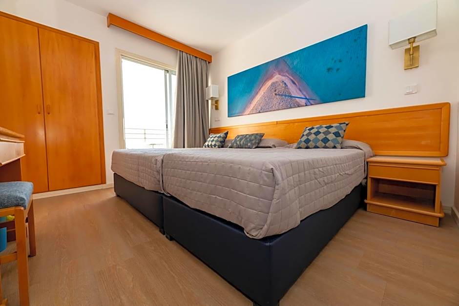 Tylos Beach Hotel