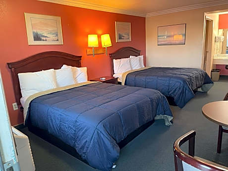 Deluxe Queen Room