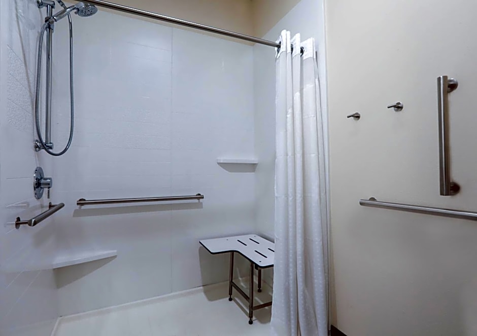 Holiday Inn Hotel & Suites Sioux Falls - Airport