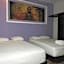 Easy Hotel