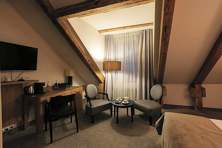 Dome Hotel