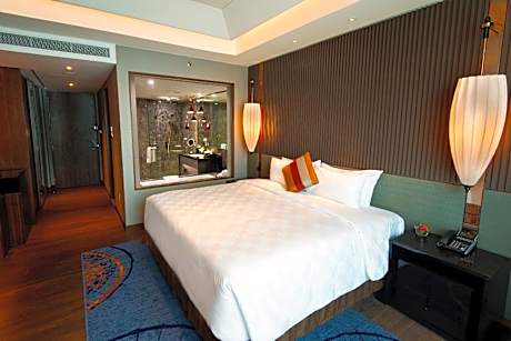 Inya Wing - Premier Room with City View