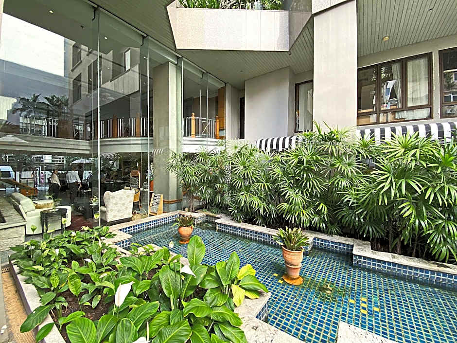 Silom Serene Hotel
