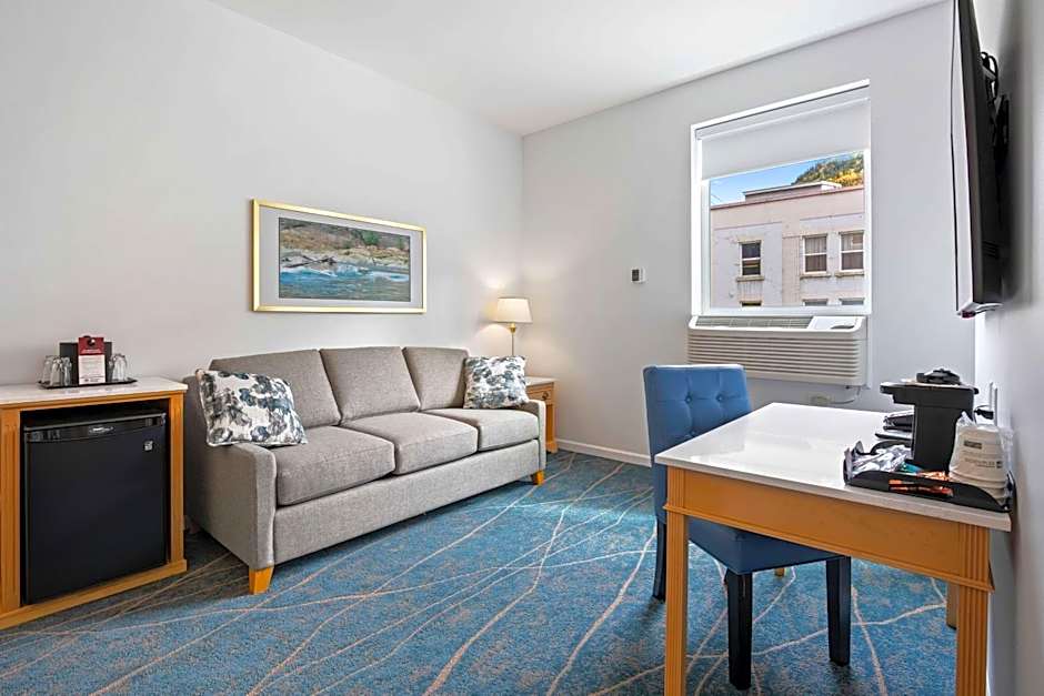 Crown Columbia Hotel, BW Premier Collection