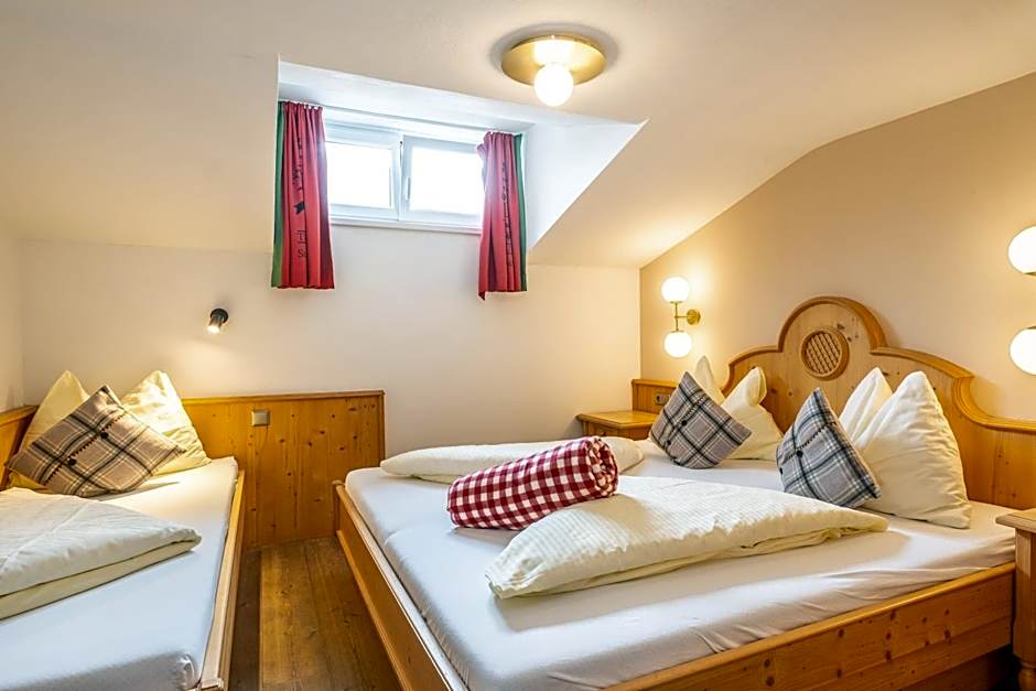 Mara's Little Boutique Sleepover - Budget Holiday Home