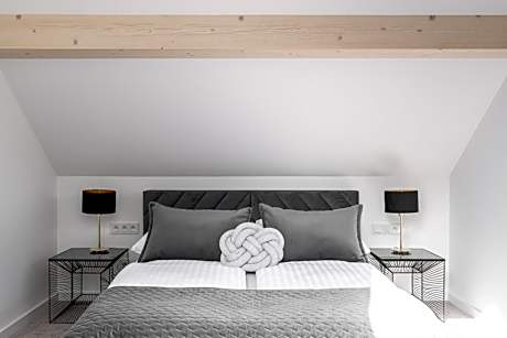 Standard Double Suite