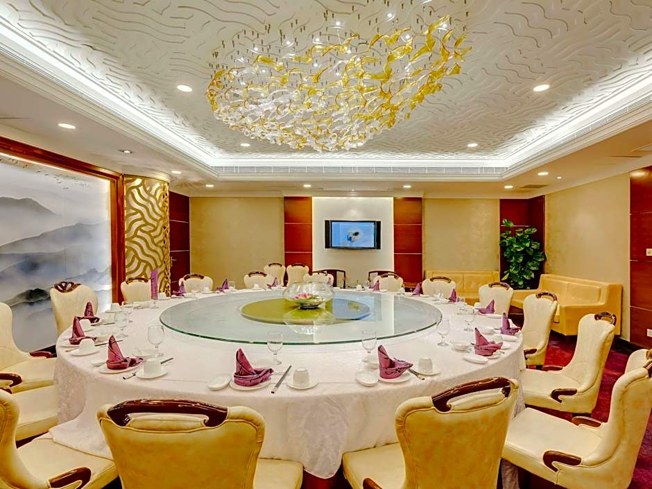Ocean Hotel