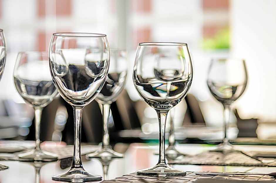 Exe Cunit Suites & Spa