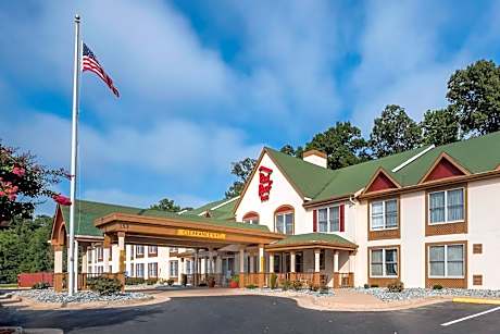 Red Roof Inn & Suites Stafford, VA - Quantico