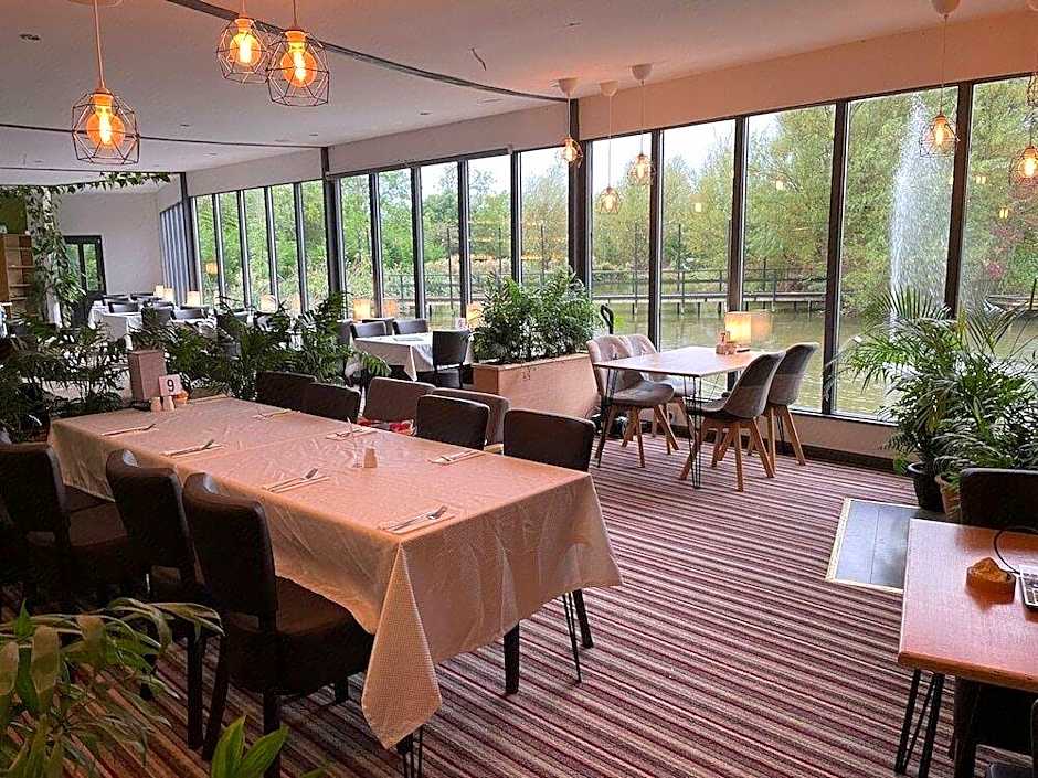The Waterfront Lodges