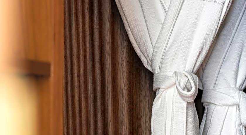 Lanson Place Causeway Bay, Hong Kong