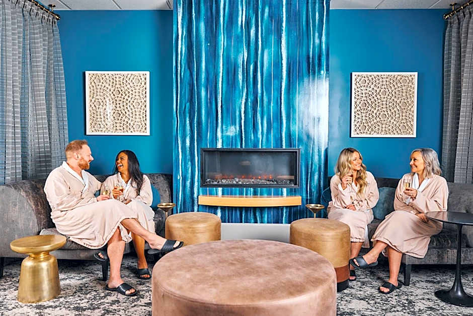 Woodmark Hotel & Still Spa