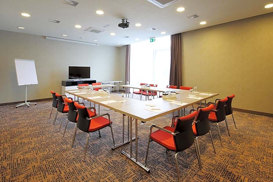 Holiday Inn Express Friedrichshafen By IHG