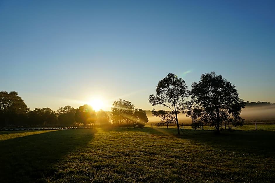 Narangba Motel formerly Brisbane North B&B