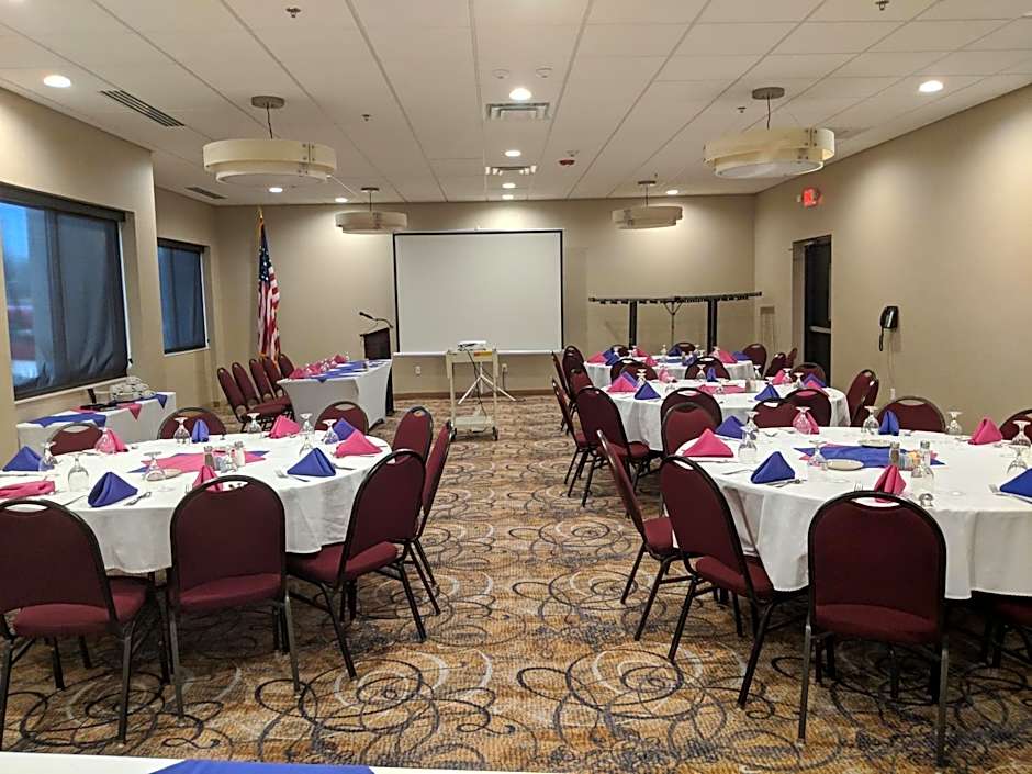 Holiday Inn Champaign By IHG