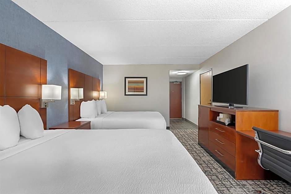 Best Western Plus Fresno Airport Hotel