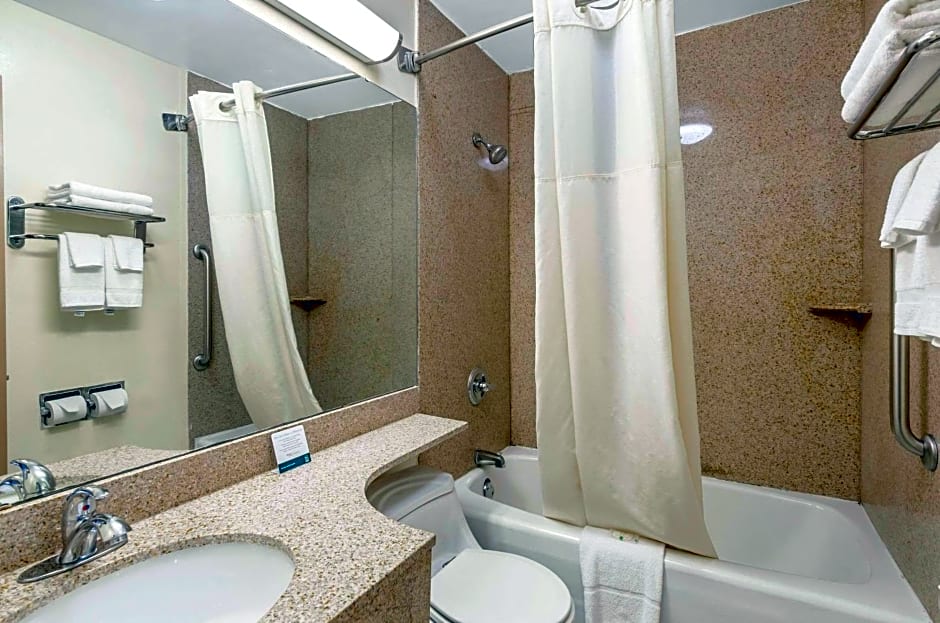 Quality Inn Waynesboro - Skyline Drive
