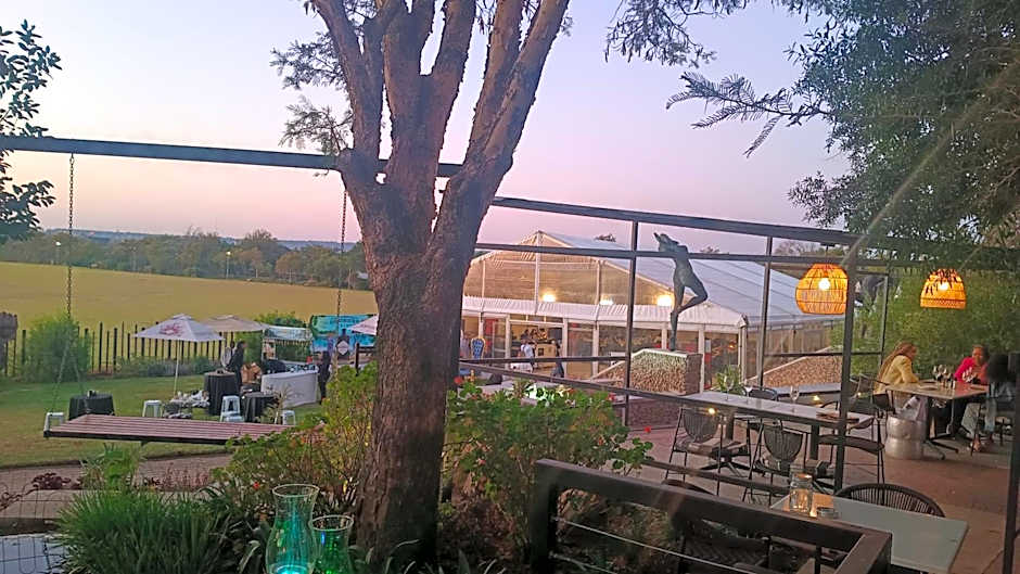 Riboville Boutique Hotel And Restaurant