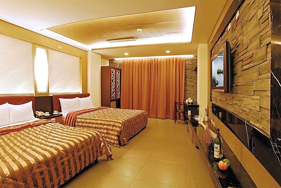Harbor Elite Hotel