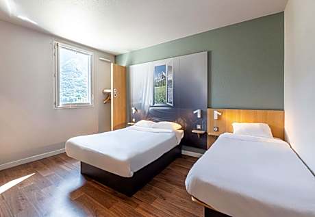 Triple Room - Disability Access