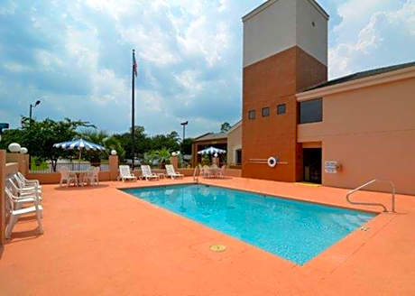 Sleep Inn Savannah Gateway I-95