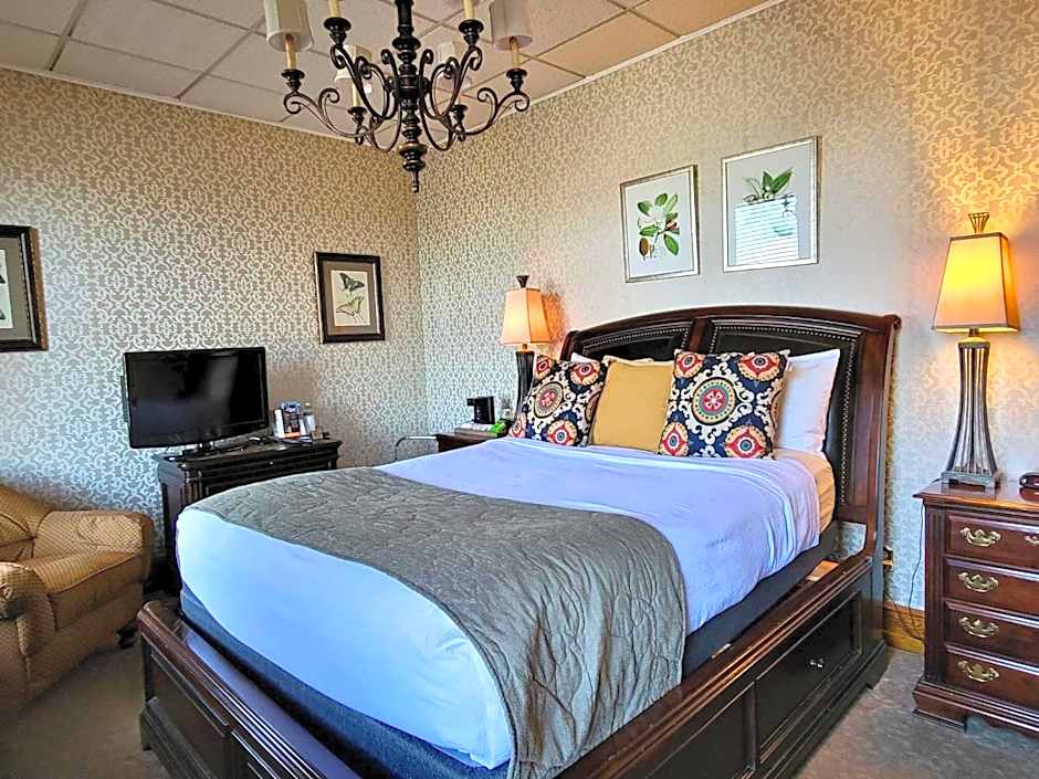 Altland House Inn & Suites