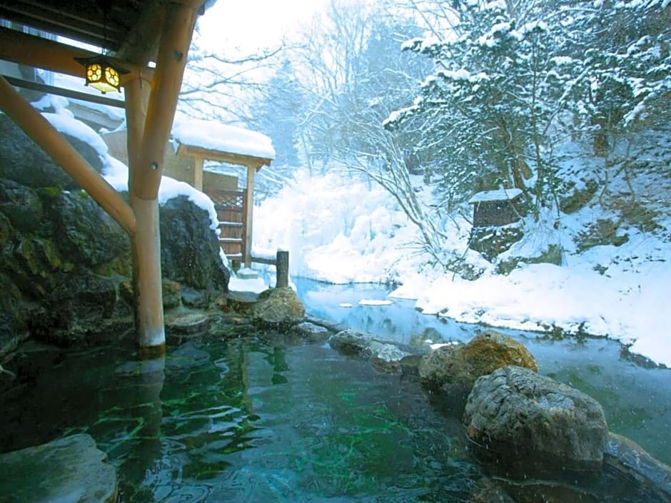 Honke Bankyu Hot Spring Ryokan