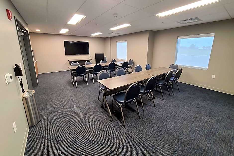 Microtel Inn & Suites by Wyndham Milford