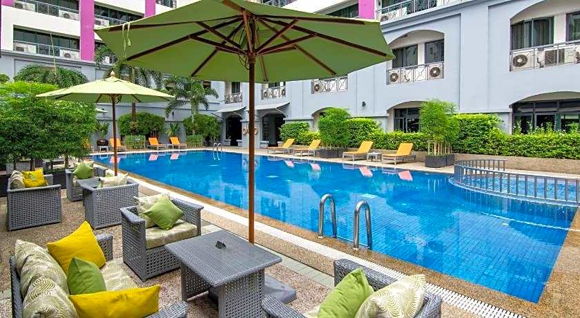 Mercure Yangon Kaba Ay