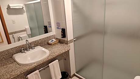 Luxury 02 Double Beds 1 adult