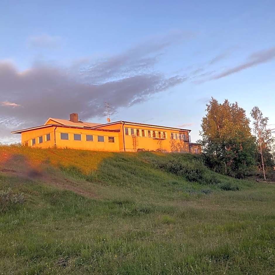 Kuttainen Lodge