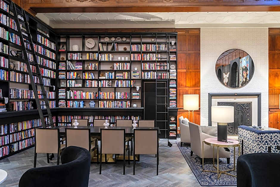 Heathman Hotel