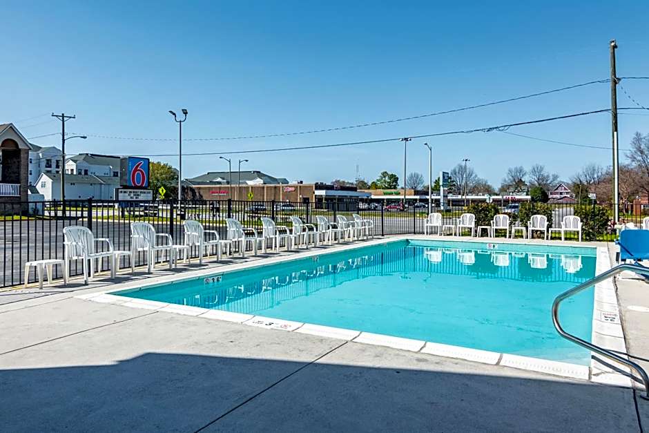 Motel 6-Portsmouth, VA