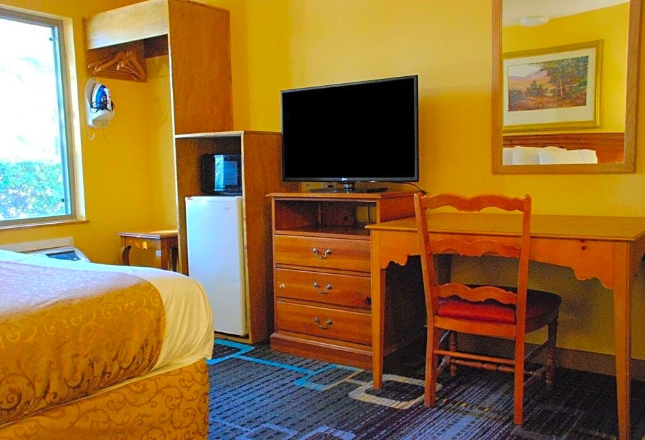 Americas Best Value Inn - Addison/Dallas