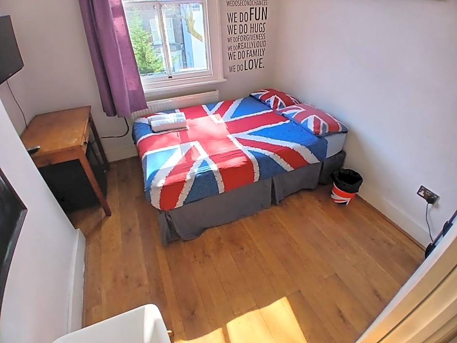 Saint James Backpackers