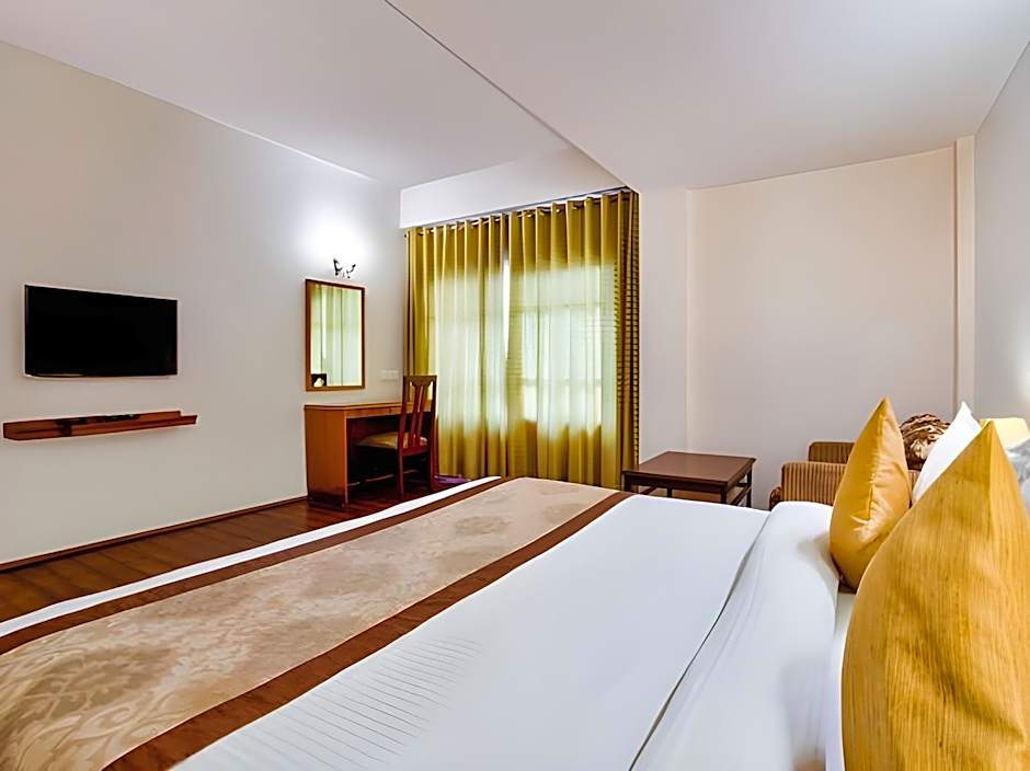 Summit Ttakshang Residency Hotel & Spa - MG Marg