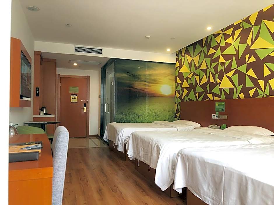 Vatica Hotel Fuyang Linquan Tenghui International City Branch