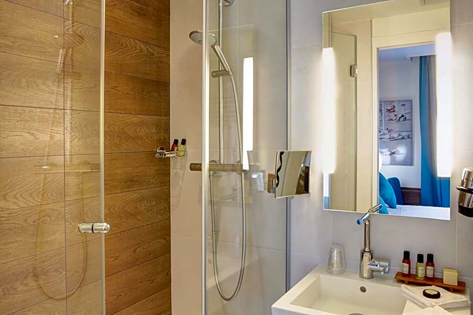 Best Western Plus 61 Paris Nation Hotel