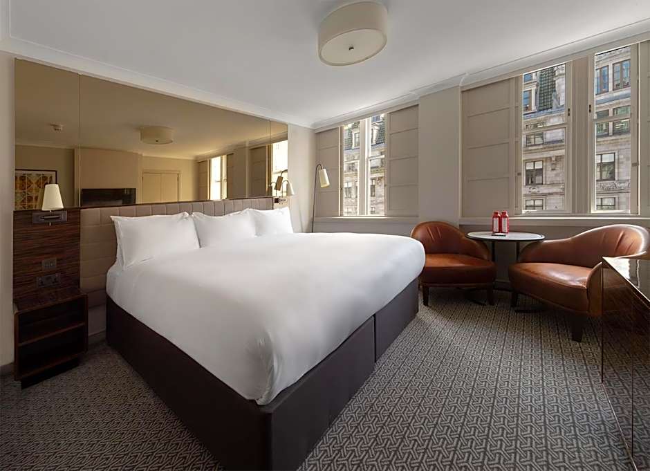 Photo 1 of 5 of Superior 1 King Bed, View