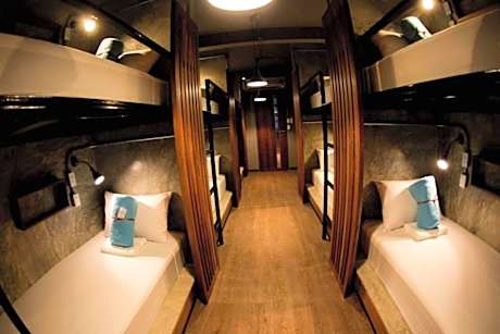 Single Bed in 8-Bed Mixed Dormitory Room