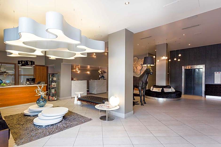 Sandman Signature Newcastle Hotel