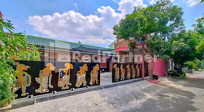 Janoko Guesthouse Syariah RedPartner