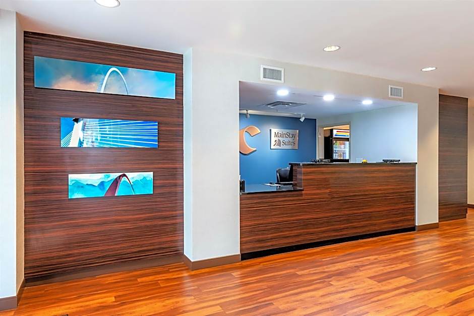 MainStay Suites St. Louis Airport