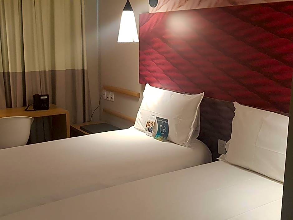 IBIS Carlos Barbosa