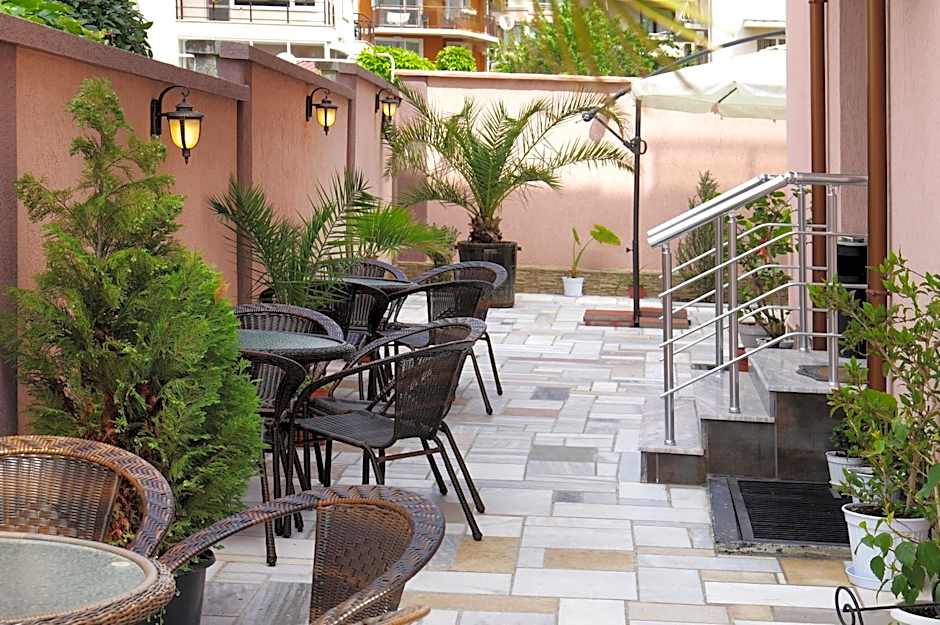 Kalina Family Hotel