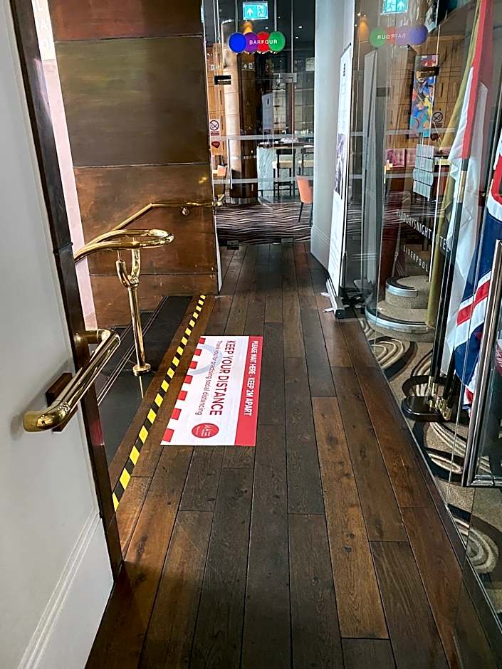 Hard Days Night Hotel