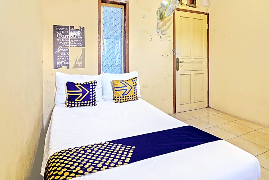 Hotel O Lili Kost SyariahNearKetapang Royal City