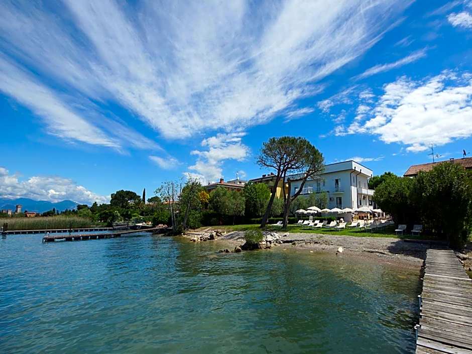 Hotel Saviola