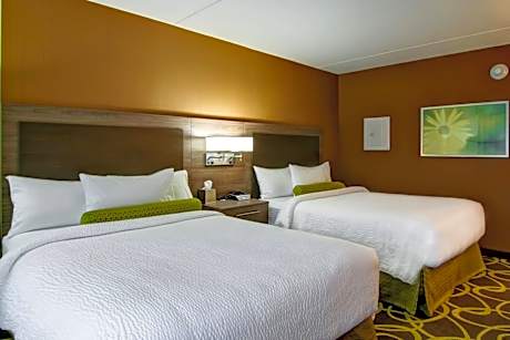 Queen Studio with Two Queen Beds and City View