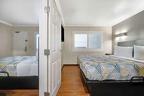 Triple Room - Non-Smoking
